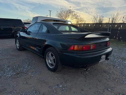 1991 Toyota MR2 2D Coupe