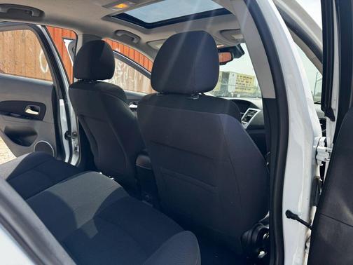 2015 Chevrolet Cruze 1LT