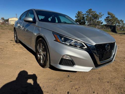 2021 Nissan Altima S FWD