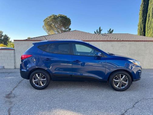 2014 Hyundai TUCSON SE