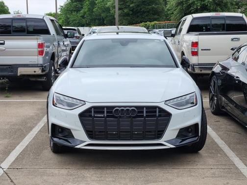 2024 Audi A4 allroad Prestige 45 TFSI quattro S tronic