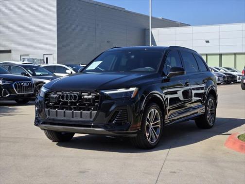 2025 Audi Q7 Premium 45 TFSI quattro Tiptronic