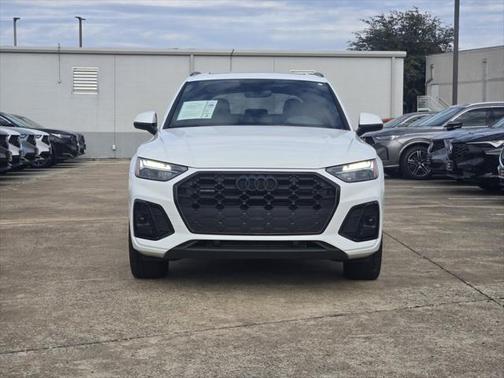 2024 Audi Q5 Premium 45 TFSI S line quattro