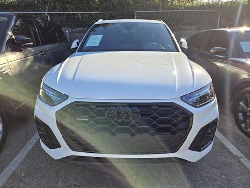 2024 Audi Q5 Premium 45 TFSI S line quattro