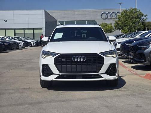 2025 Audi Q3 Premium 45 TFSI S line quattro Tiptronic