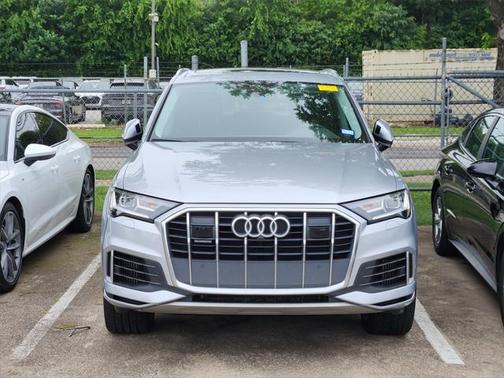 2022 Audi Q7 Premium Plus 55 TFSI quattro Tiptronic