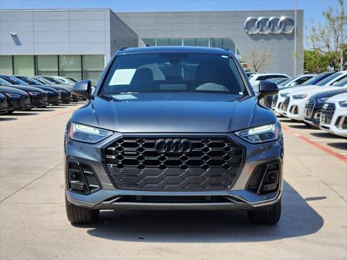 2024 Audi Q5 45 S line Premium