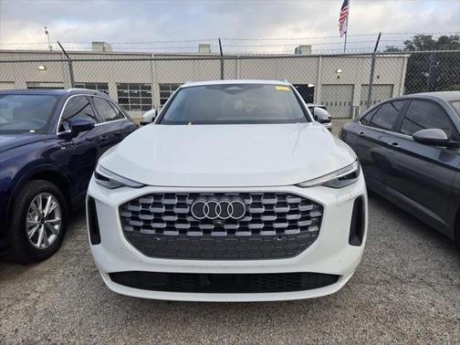 2025 Audi Q5 Premium Plus TFSI quattro S tronic