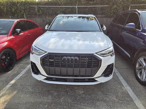 2025 Audi Q3 Premium 45 TFSI S line quattro Tiptronic