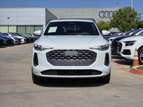 2025 Audi Q5 Premium Plus