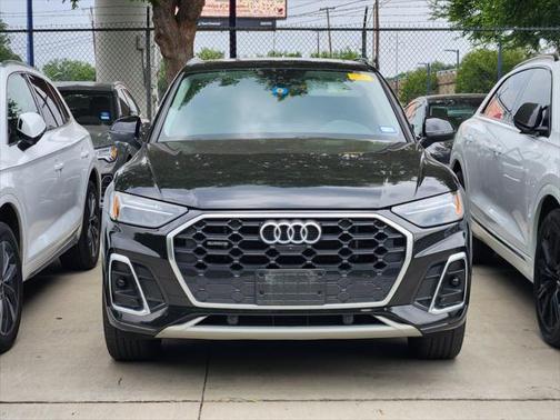 2024 Audi Q5 Premium Plus 55 TFSI e S line quattro S tronic