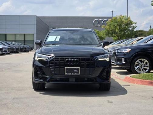 2022 Audi Q3 Premium Plus 45 TFSI S line quattro Tiptronic