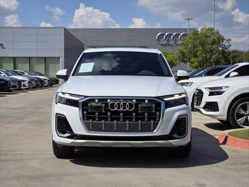 2025 Audi Q7 Premium Plus 55 TFSI quattro Tiptronic