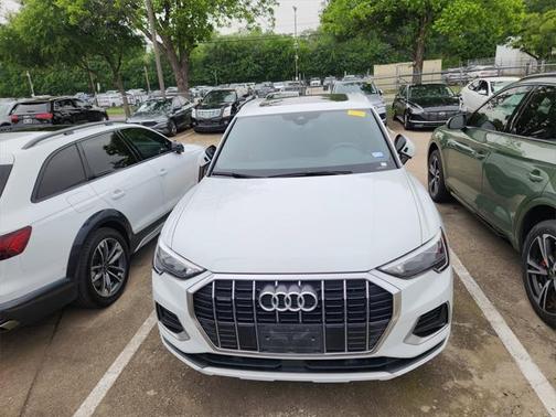 2022 Audi Q3 Premium 40 TFSI quattro Tiptronic