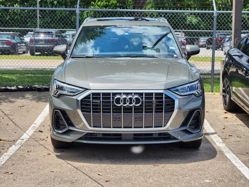2022 Audi Q3 Premium Plus 45 TFSI S line quattro Tiptronic