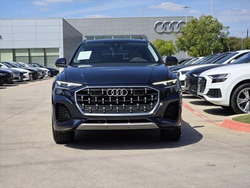 2025 Audi Q8 Premium 55 TFSI quattro