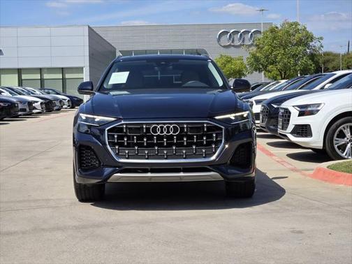 2025 Audi Q8 Premium 55 TFSI quattro