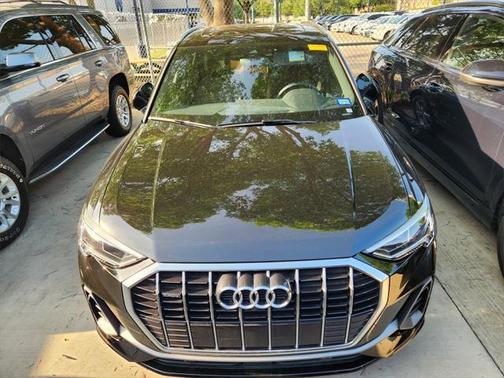 2023 Audi Q3 Premium Plus 45 TFSI S line quattro Tiptronic