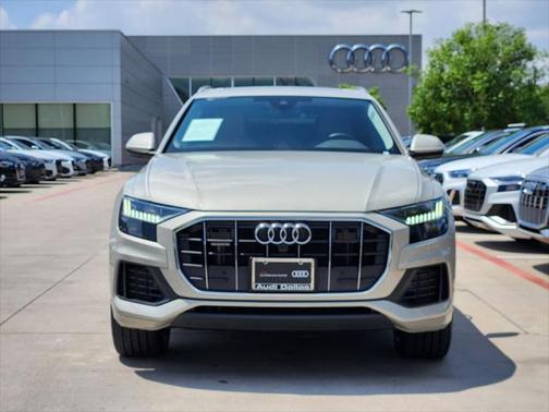 2022 Audi Q8 Premium Plus 55 TFSI quattro Tiptronic