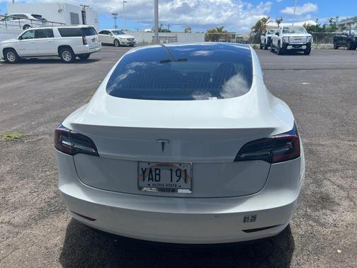 2019 Tesla Model 3 Mid Range