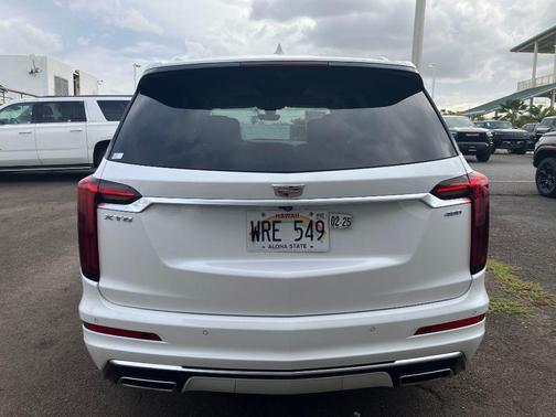 2023 Cadillac XT6 Premium Luxury FWD
