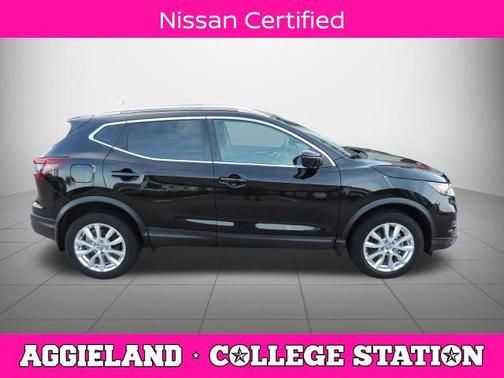 Magnetic Black 2021 Nissan Rogue Sport SV