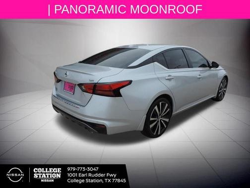 2021 Nissan Altima 2.5 SR