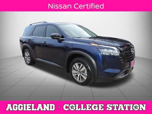 Deep Ocean Blue 2026 Nissan Pathfinder SL