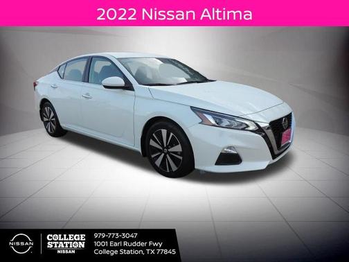 2022 Nissan Altima 2.5 SV