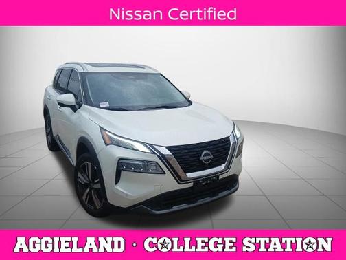 White 2023 Nissan Rogue SL