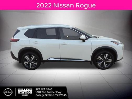 2022 Nissan Rogue SL