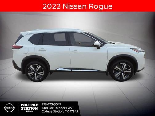 2022 Nissan Rogue SL