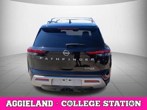Black 2024 Nissan Pathfinder Platinum