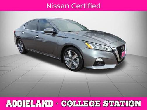 Gun Metallic 2022 Nissan Altima 2.5 SL