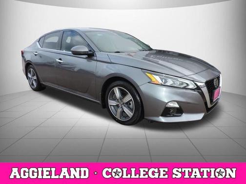 Gun Metallic 2022 Nissan Altima 2.5 SL