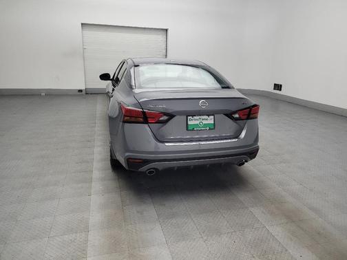 2021 Nissan Altima SR FWD