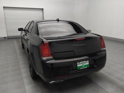 2022 Chrysler 300 Touring