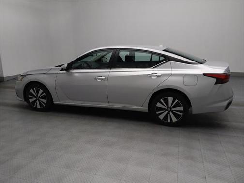 2021 Nissan Altima 2.5 SV