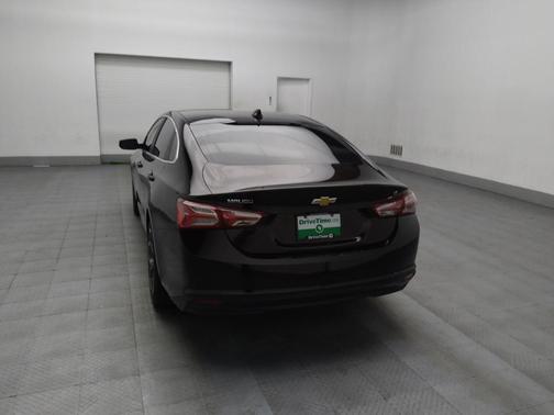 2021 Chevrolet Malibu FWD LT