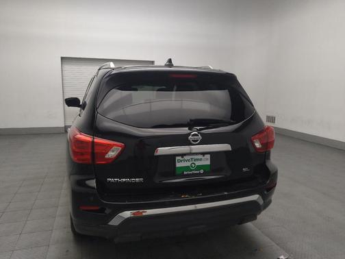 2020 Nissan Pathfinder SL 2WD