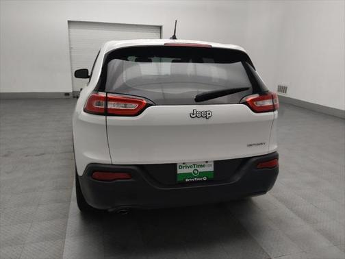 2016 Jeep Cherokee Sport