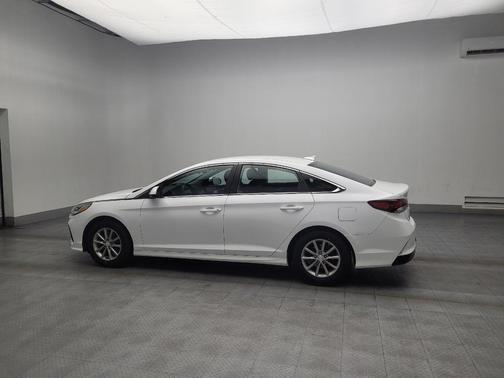 2018 Hyundai SONATA SE