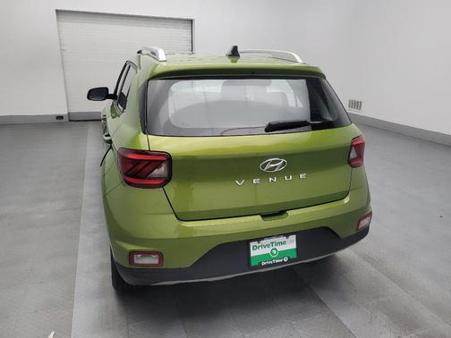 2022 Hyundai VENUE SEL