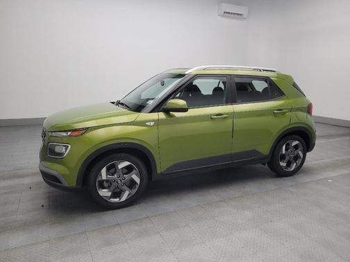 2022 Hyundai VENUE SEL