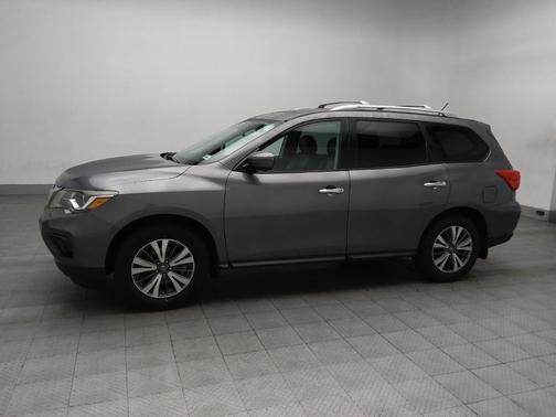 2017 Nissan Pathfinder SL