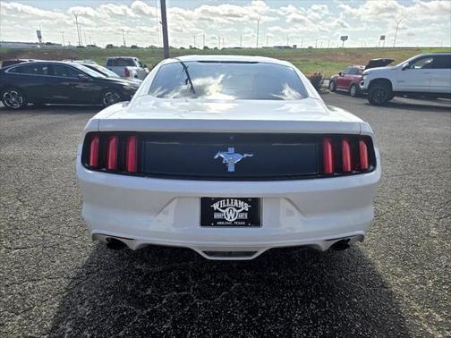 2016 Ford Mustang V6