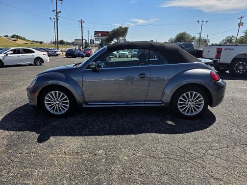 2019 Volkswagen Beetle 2.0T SE
