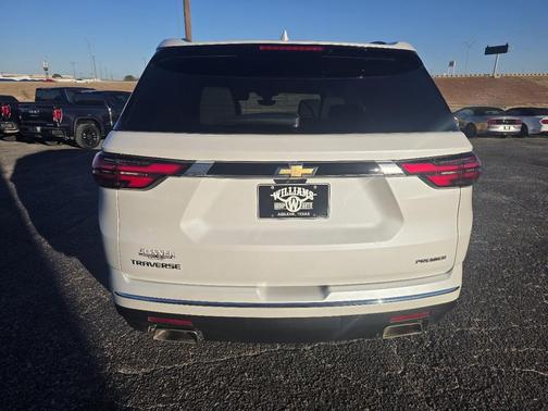 2023 Chevrolet Traverse Premier