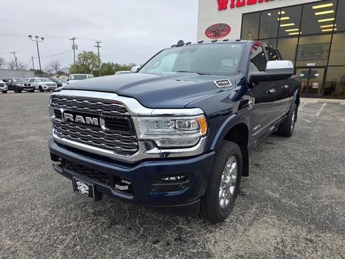 2022 RAM 2500 Limited 4x4 Mega Cab 6'4'' Box