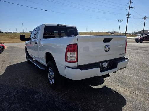2023 RAM 2500 Tradesman 4x4 Crew Cab 6'4'' Box
